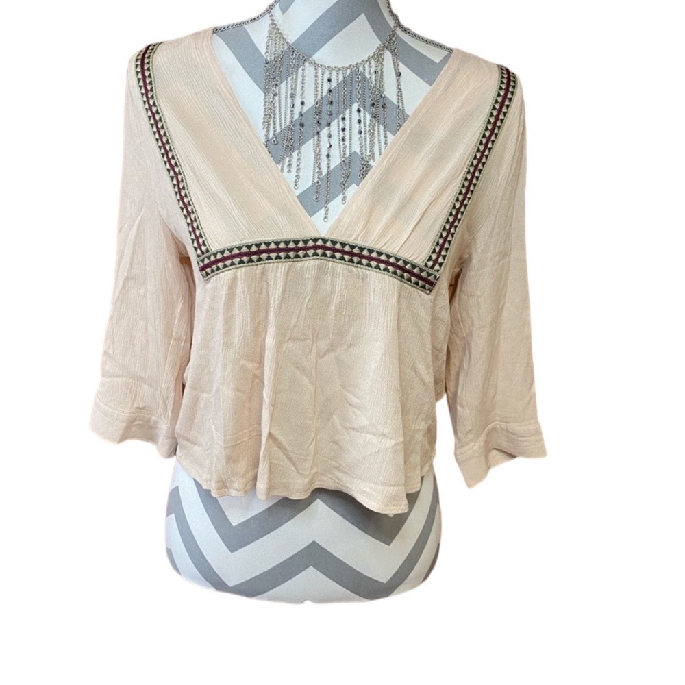 🟥NWOT BOHO CROP 🟥